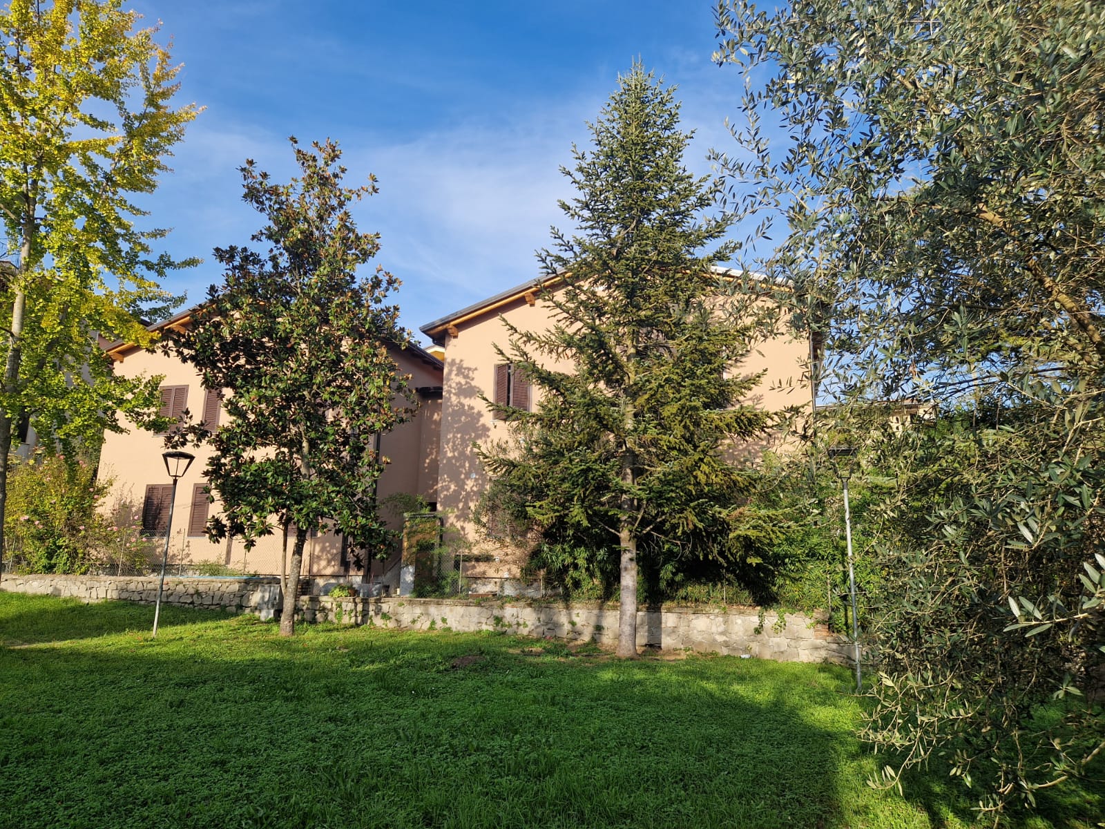 Condominio via Aia Tomei
